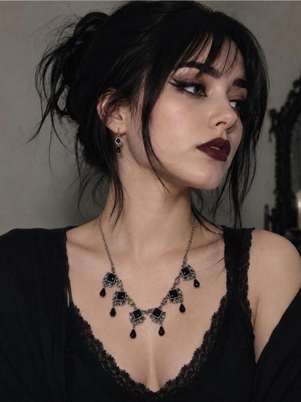 Black Gothic Statement Necklace - Vintage-Inspired Drop Design